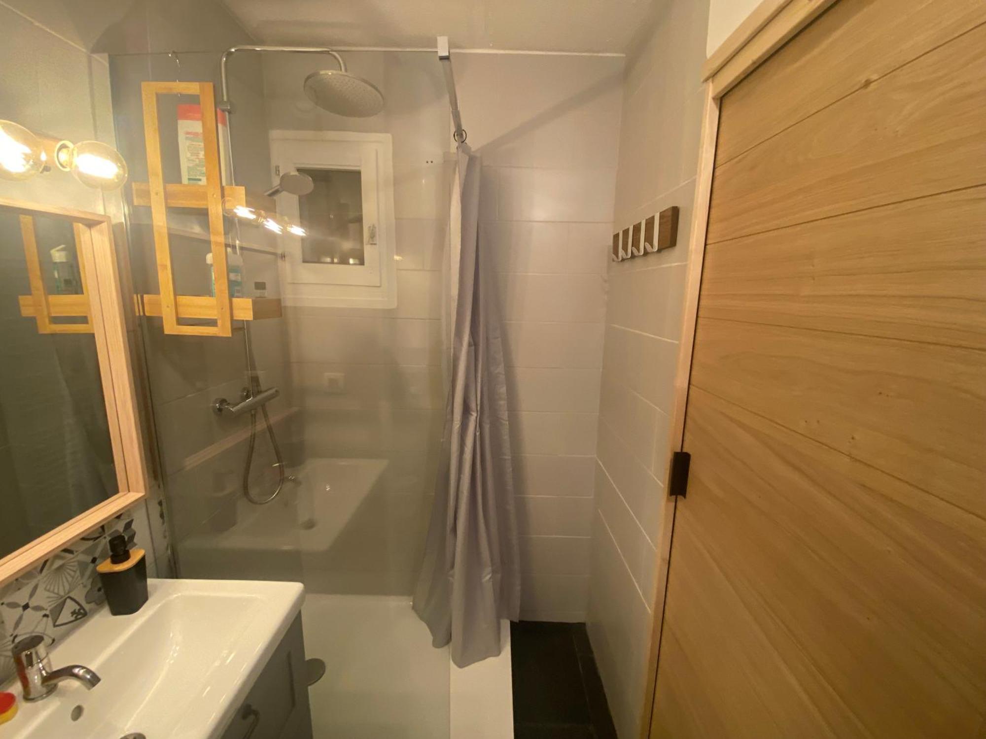 Le Cocon Pelerins Apartment เลส์ อองเจลส์ ภายนอก รูปภาพ