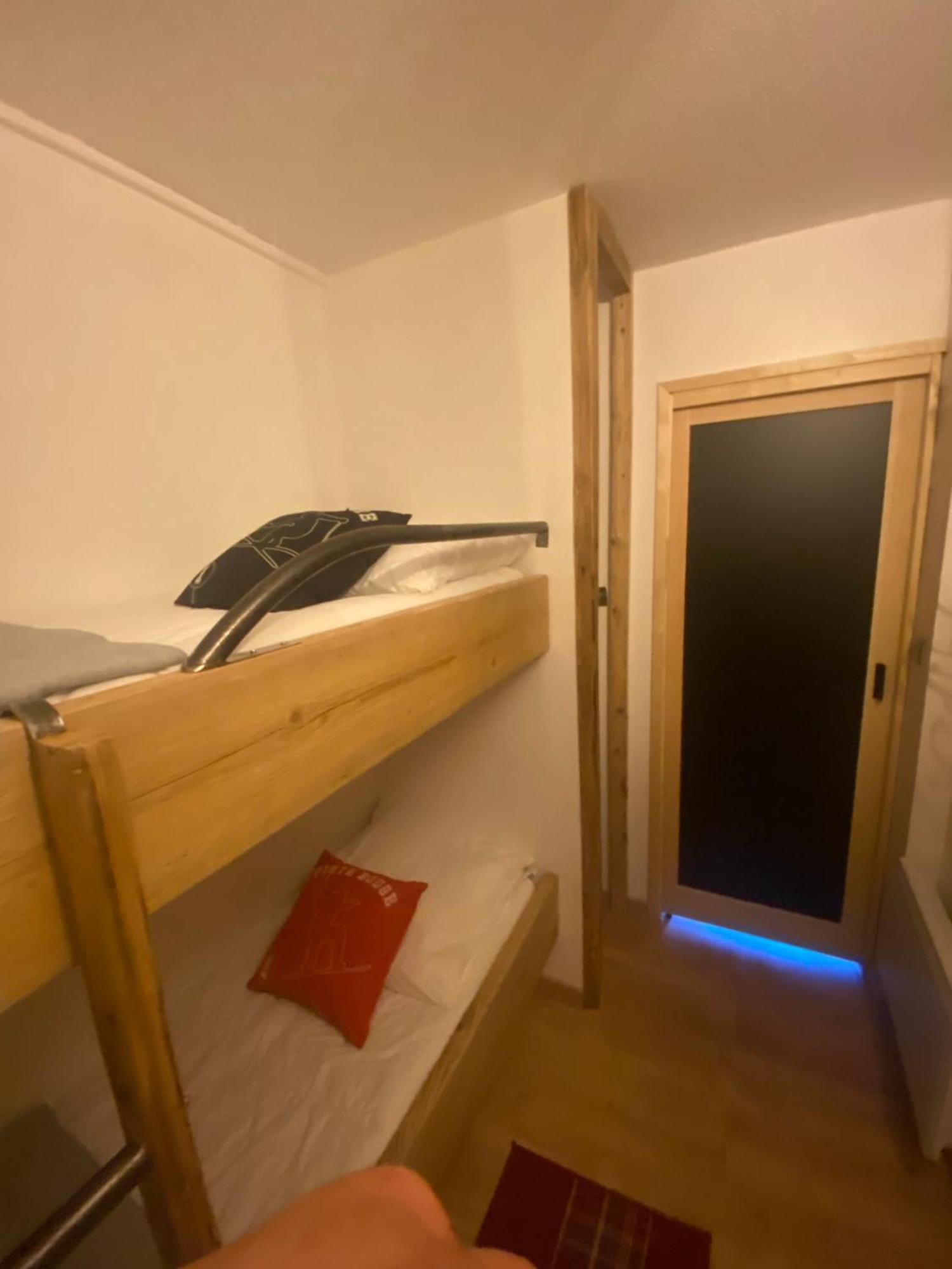 Le Cocon Pelerins Apartment เลส์ อองเจลส์ ภายนอก รูปภาพ